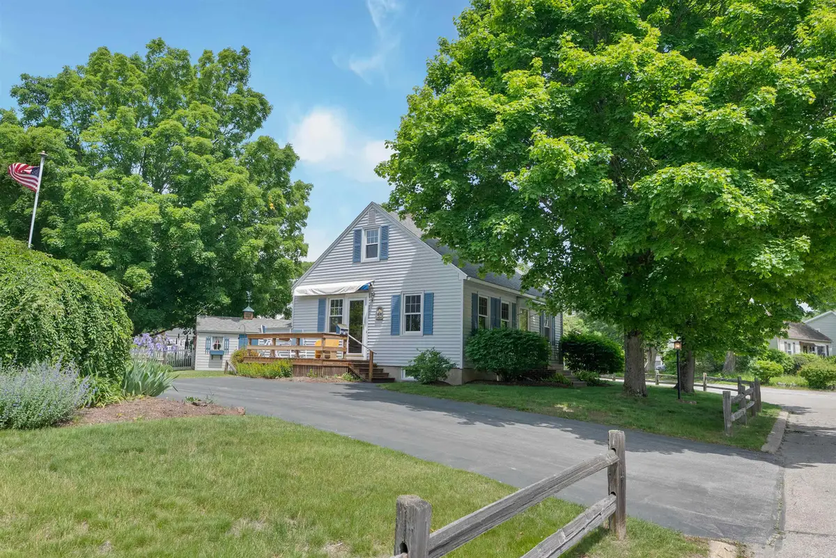 2 Elmview Circle, Dover, NH 03820 - #1