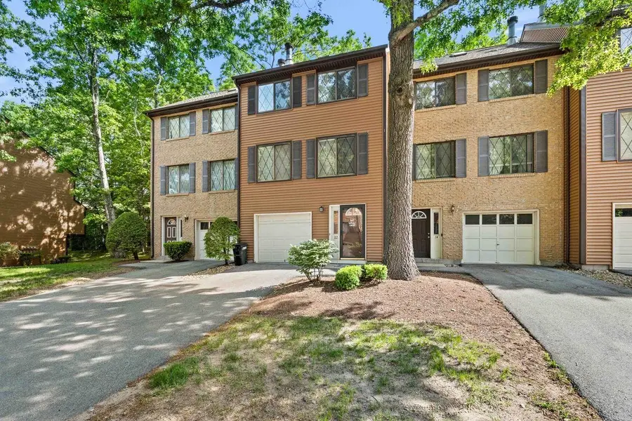 12 Winrow Drive, Merrimack, NH 03054 - #3