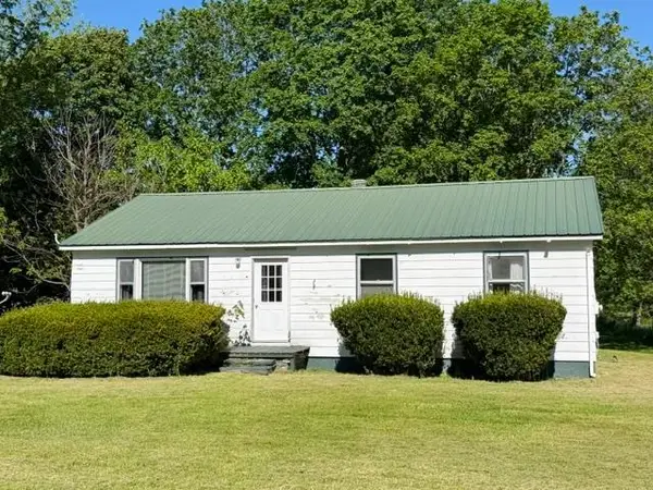141 Roberts Avenue, Poultney, VT 05764
