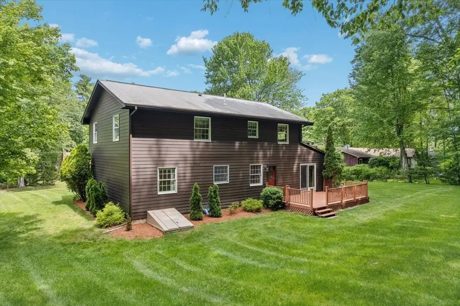 11 Parkhurst Drive, Hudson, NH 03051 - #2