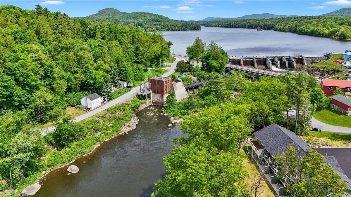 7 River Street #6, Milton, VT 05468 - #1