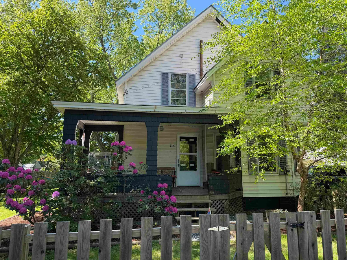136 Horseshoe Avenue, Wilder, VT 05088 - #1