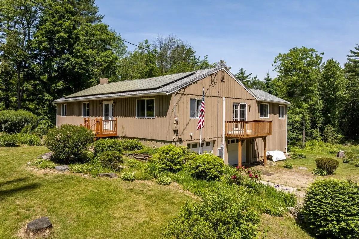 299 Middle Road, Brentwood, NH 03833 - #1