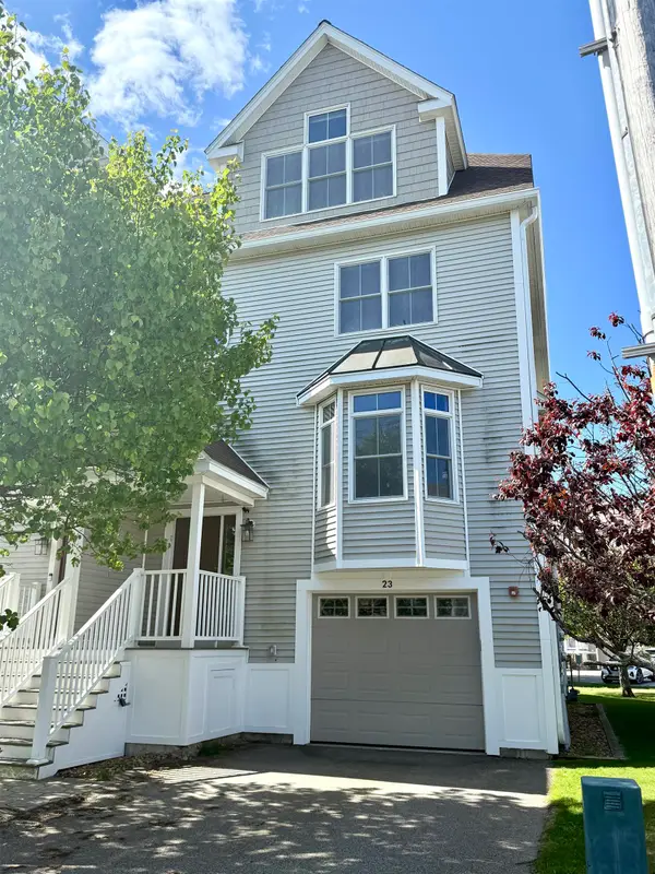 23 Duston Avenue, Hampton, NH 03842