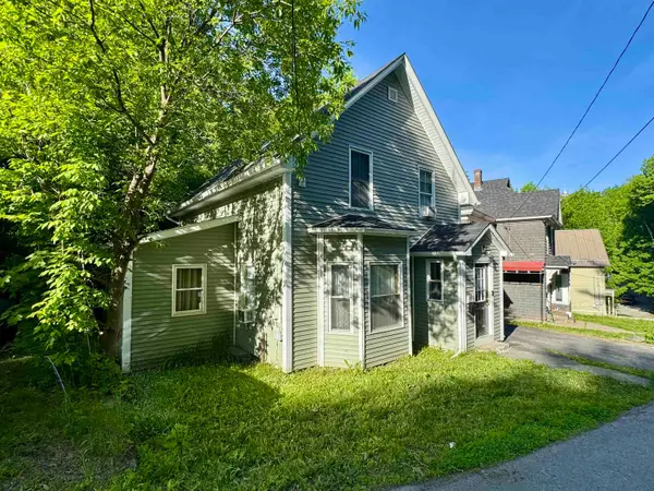 80 W. Main Street, Newport City, VT 05855