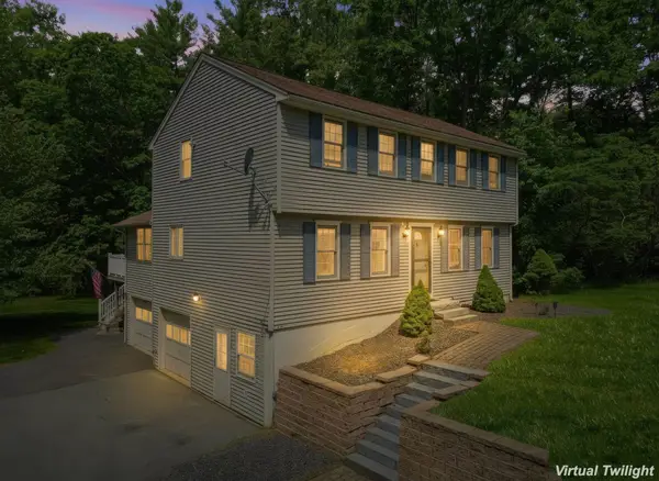 55 Kristin Drive, Derry, NH 03038