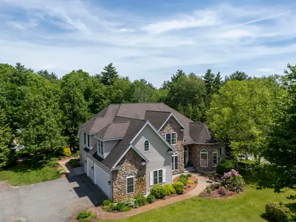 12 Rachel Way, Bedford, NH 03110
