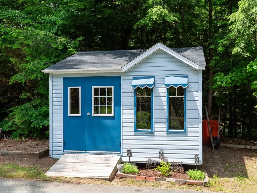 6 Tamarack Road, Plaistow, NH 03865 - #3