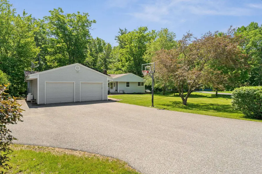 18 Valleyview Drive, Essex, VT 05452 - #2