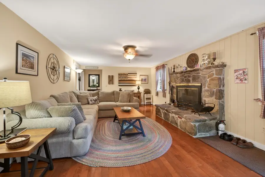 13 Sunne Village Lane, Dover, VT 05356 - #3