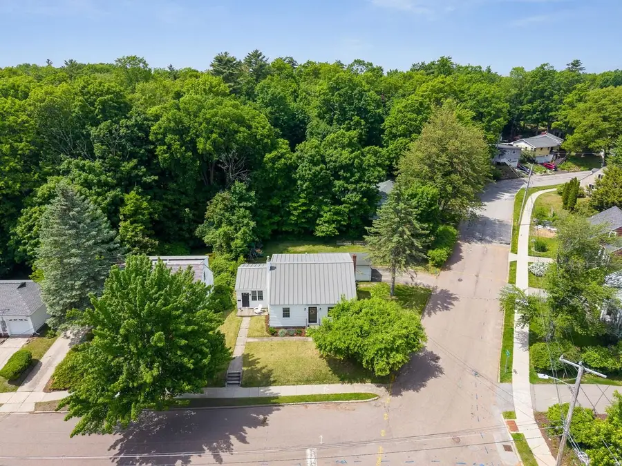 138 Village Green, Burlington, VT 05401 - #2