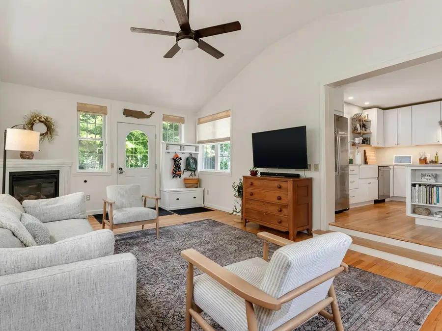 138 Village Green, Burlington, VT 05401 - #3