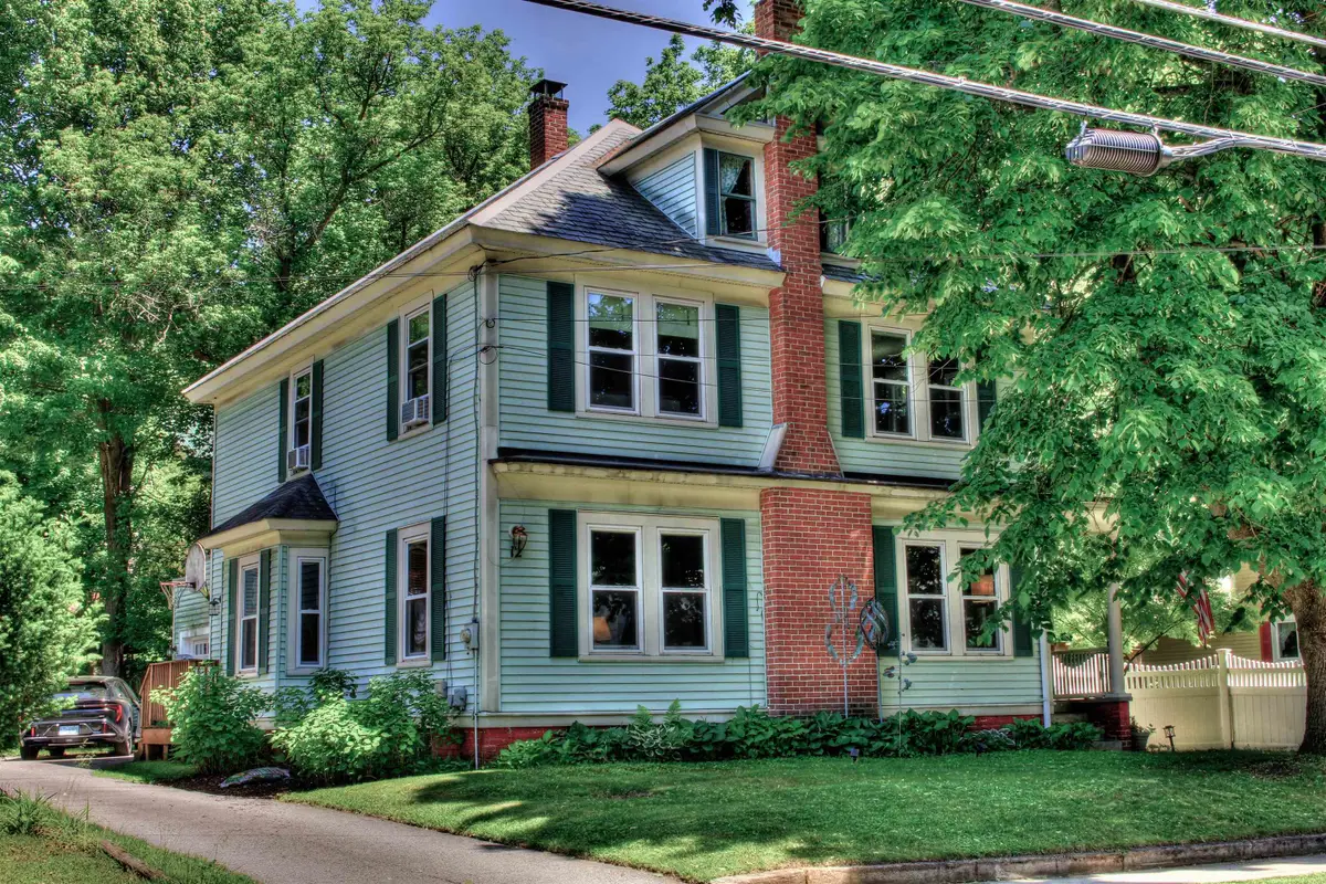 12 S Lincoln Street, Keene, NH 03431 - #1