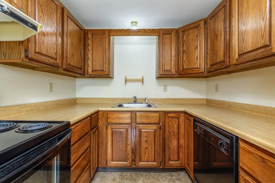 100 Dawson Avenue, Manchester, NH 03104 - #3