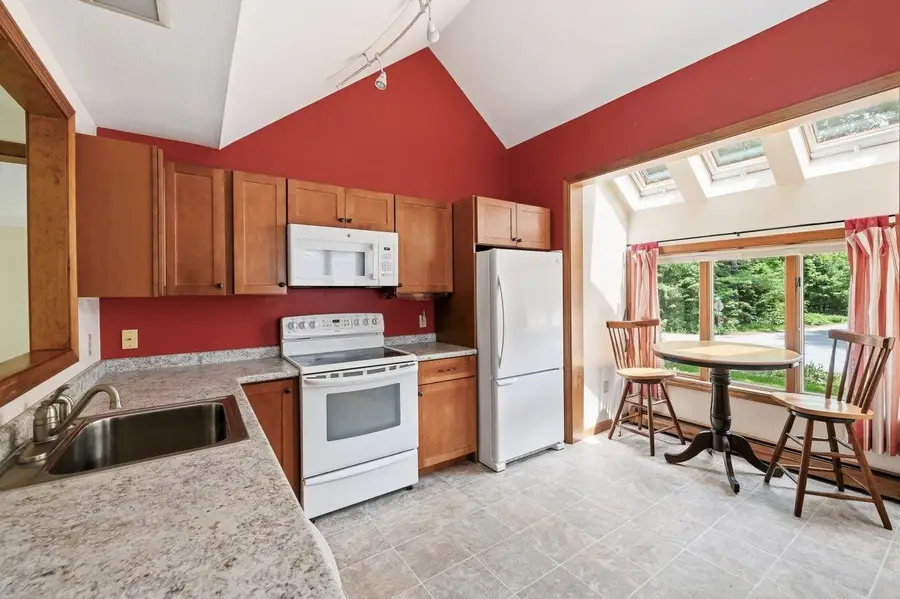5 Fairchild Drive, Durham, NH 03824 - #3