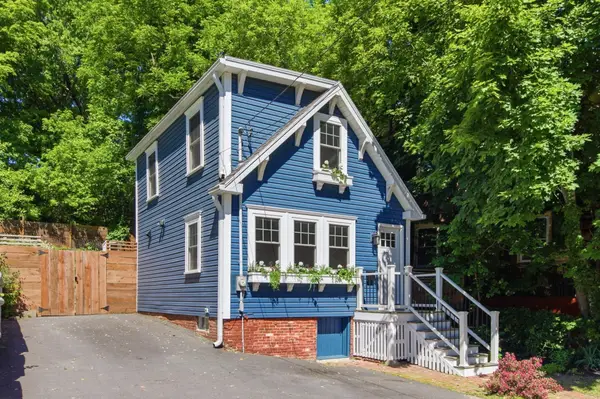 30 George Street, Dover, NH 03820