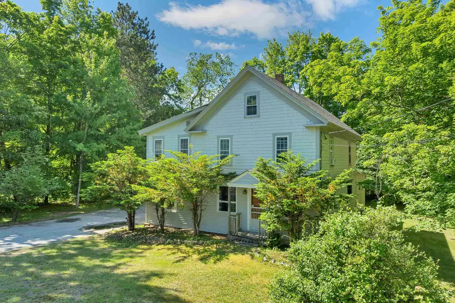 9 Crescent Street, Laconia, NH 03246 - #2