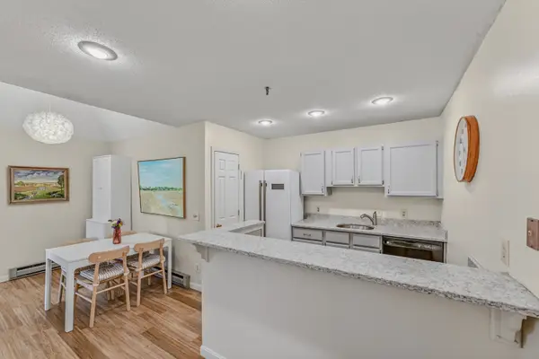 28 Academy Street #12, Franconia, NH 03580