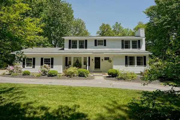47 Greatstone Drive, Merrimack, NH 03054