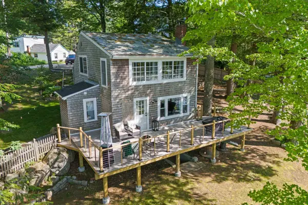 17A Penn Avenue, Deerfield, NH 03037