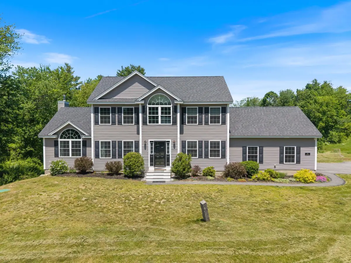 218 Grant Road, Newmarket, NH 03857 - #1