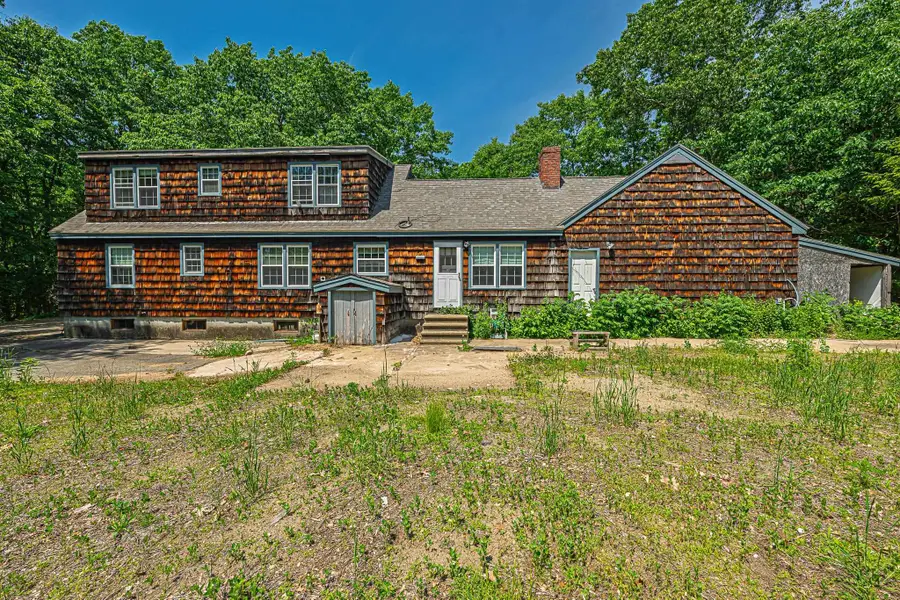 7 Squamscott Road, Stratham, NH 03885 - #3
