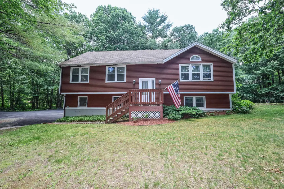 1 Blake Road, Raymond, NH 03077 - #1