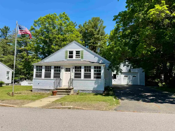 61 Maple Street, Somersworth, NH 03878