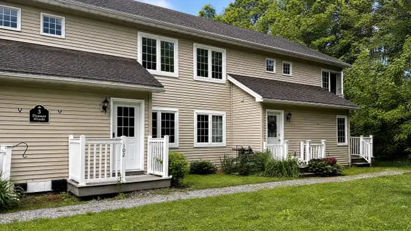 3 Pleasant Woods Road #102, Fairfax, VT 05444