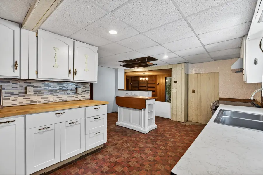 88 Central Street, Hudson, NH 03051 - #3