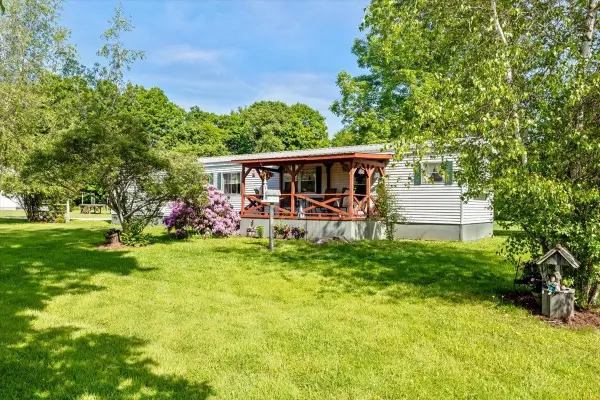 859 Polly Hubbard Road, Georgia, VT 05478