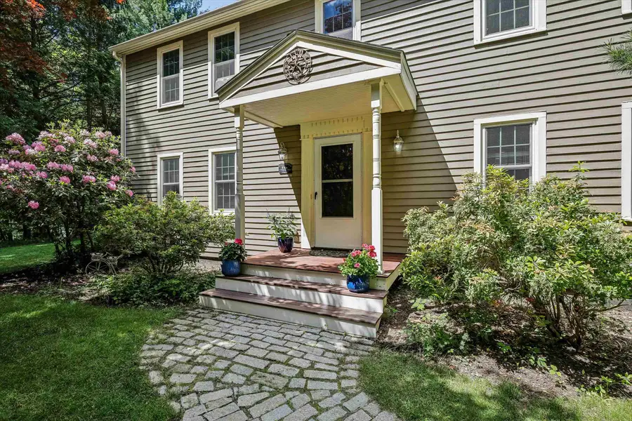 17 Candlewood Drive, Amherst, NH 03031 - #3