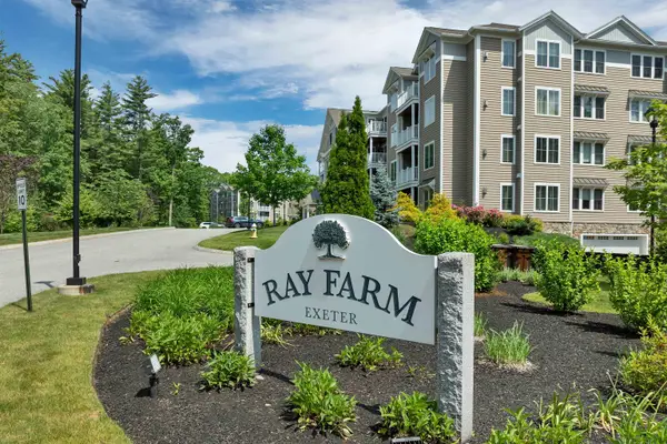 24 Willey Creek Road #208, Exeter, NH 03833