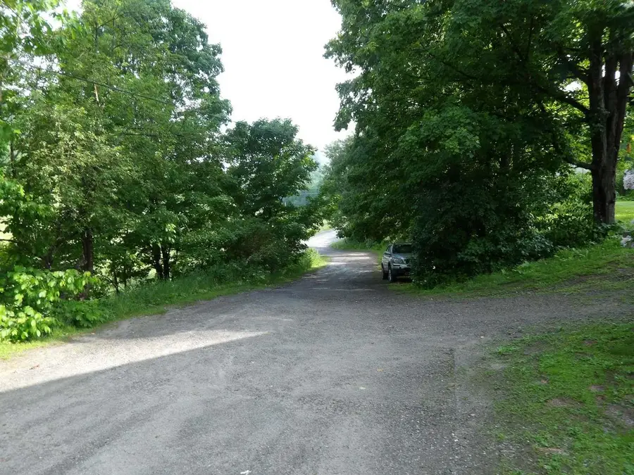 252 Spring Road, Tunbridge, VT 05077 - #3
