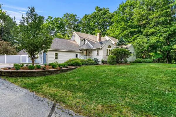 301 N Amherst Road, Bedford, NH 03110