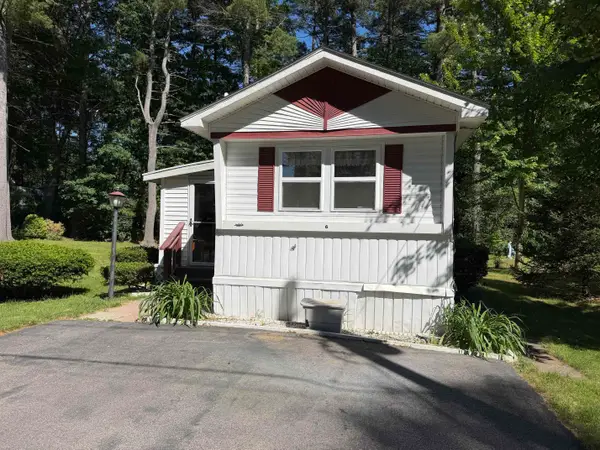 6 Hidden Trail, Nashua, NH 03062