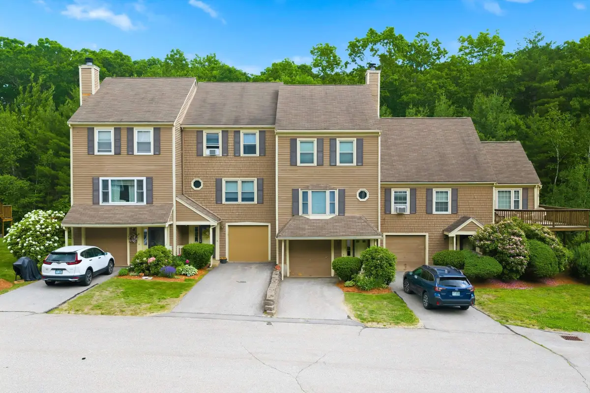 12 Walnut Circle, Merrimack, NH 03054 - #1