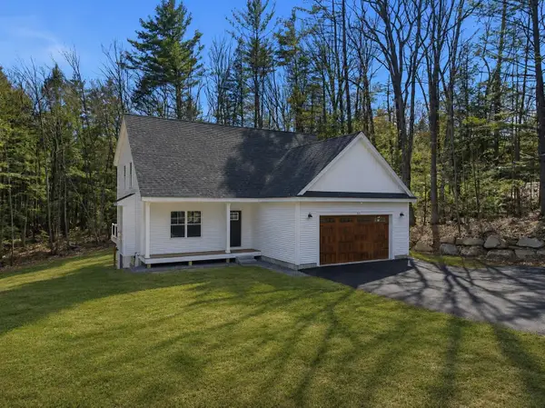 219-10 Colburn Road, New Boston, NH 03070