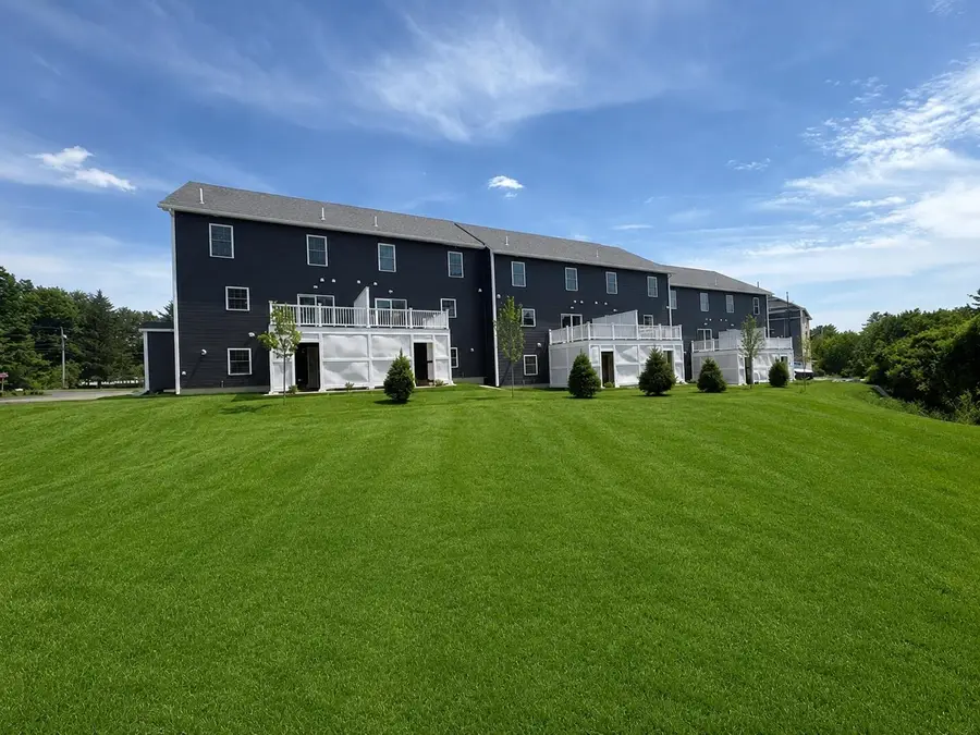 38 Elise Avenue #Lot 19, Londonderry, NH 03053 - #2