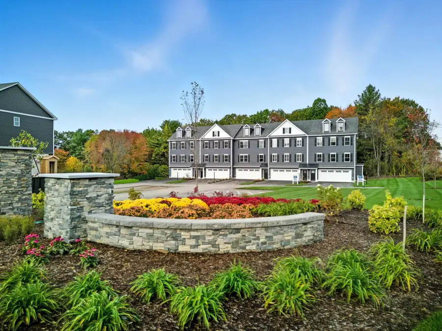 38 Elise Avenue #Lot 19, Londonderry, NH 03053 - #3