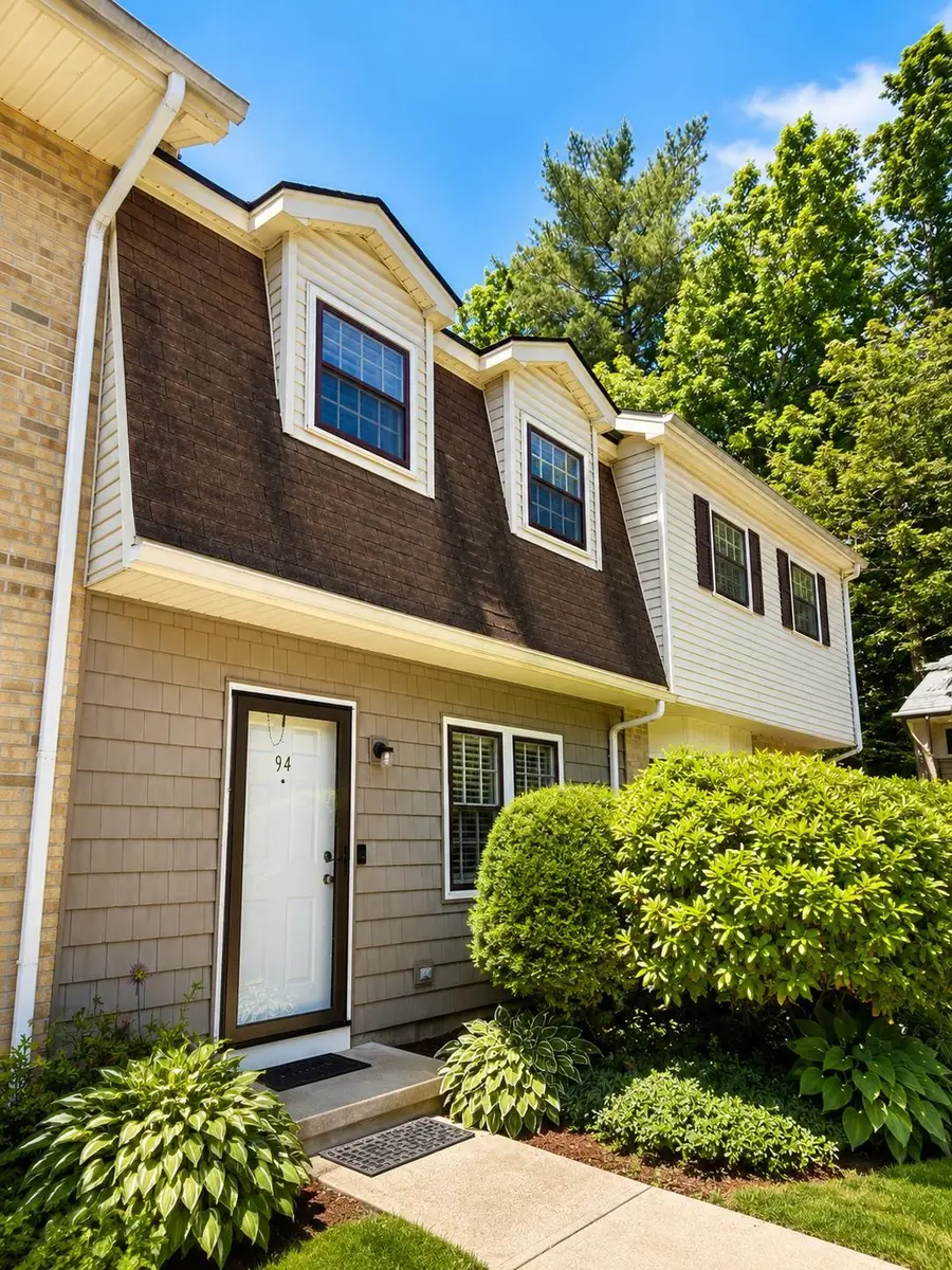 94 Golfview Drive, Manchester, NH 03102 - #2