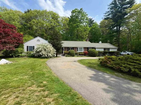 439 Exeter Road, Hampton, NH 03842-1004