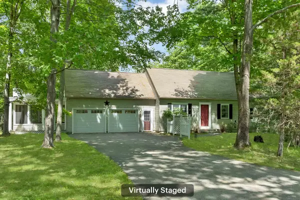 10 Shaws Lane, Dover, NH 03820