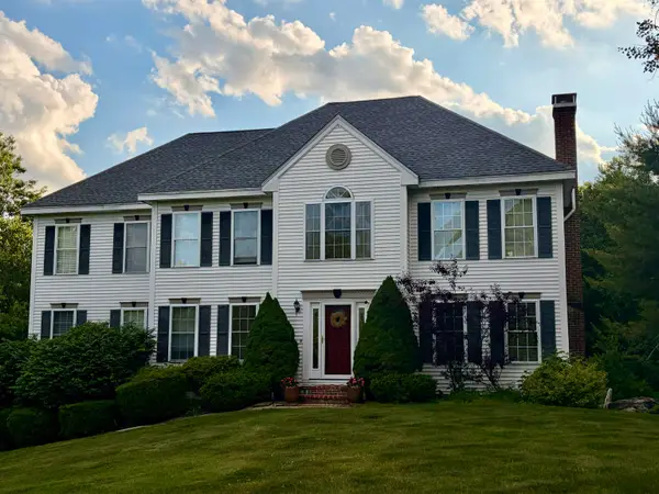 12 Longmeadow Road, Windham, NH 03087