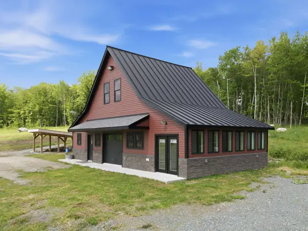 2717 Oregon Road, Lunenburg, VT 05906