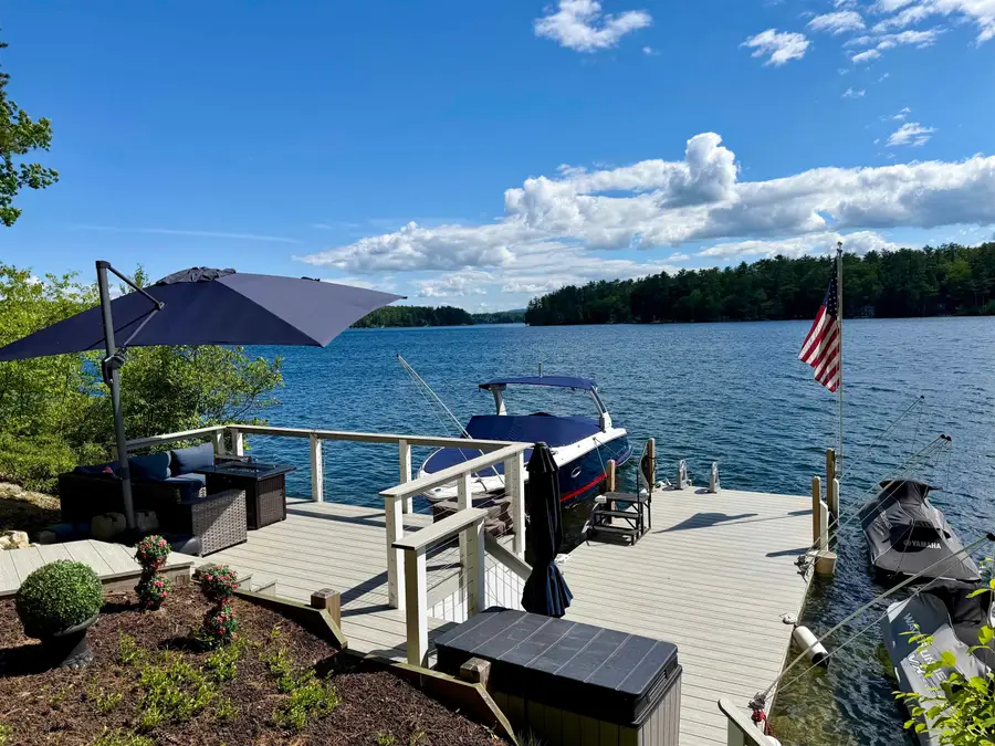 20 Governor Wentworth Highway, Mirror Lake, NH 03853 - #3