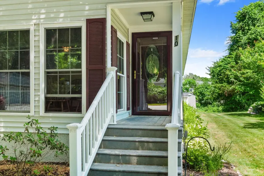 10 Aberdeen Drive, Stratham, NH 03885 - #3