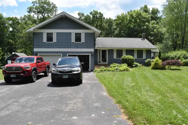1 Whitneys Cove, Derry, NH 03038