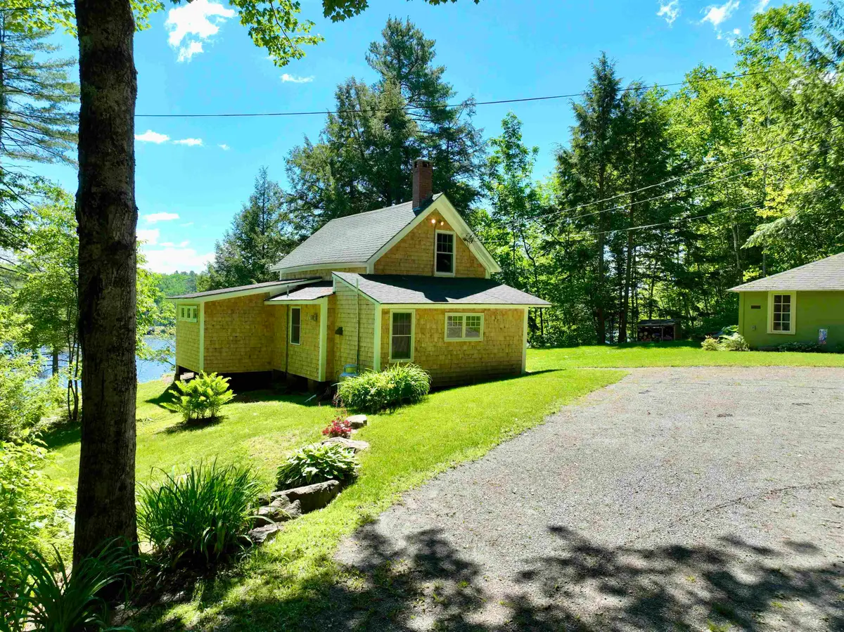 1269 Halls Lake Road, Newbury, VT 05051 - #1