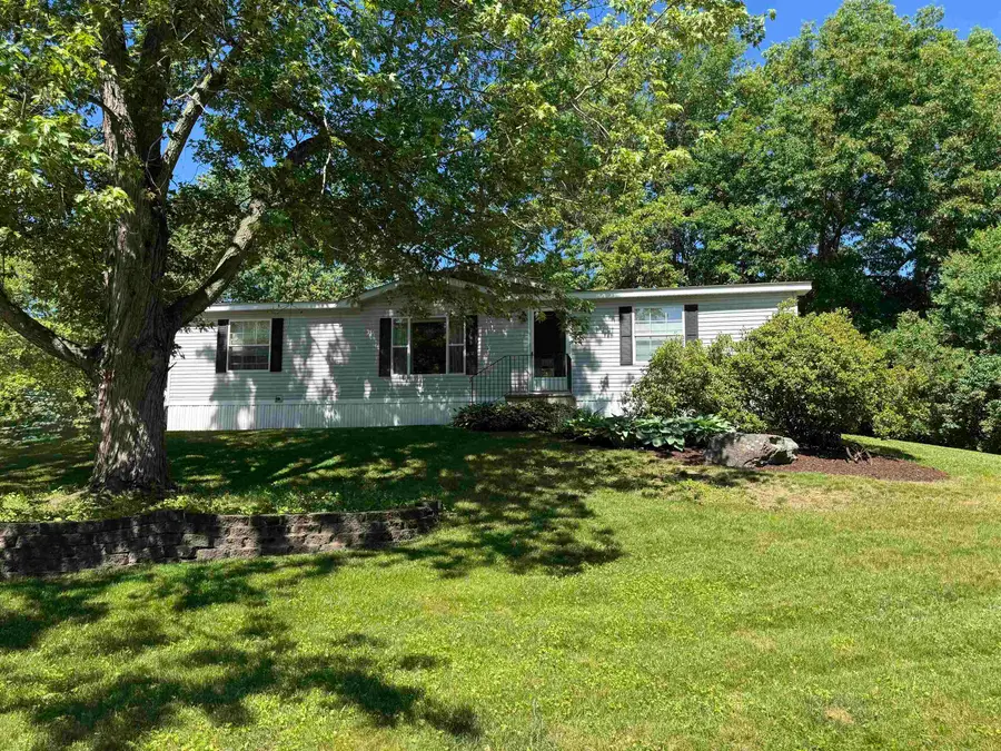 21 Eric Avenue, Nashua, NH 03062 - #2